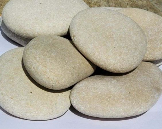 Cream-Tan-Flat-Beach-Pebbles-Venice