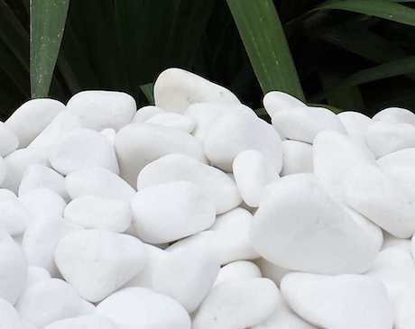 Santorini-Premium-White-tumbled-pebbles-venice