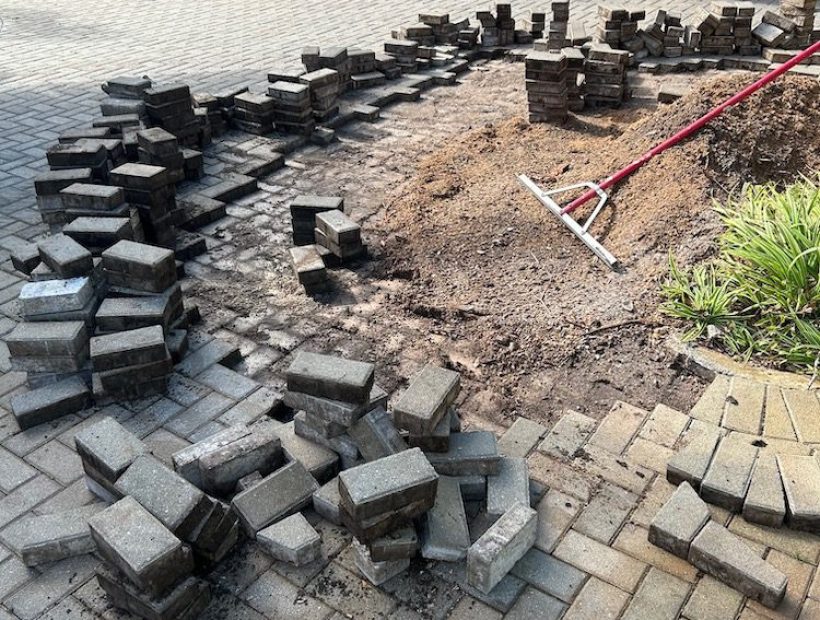 Paver Repair - Shifting Pavers
