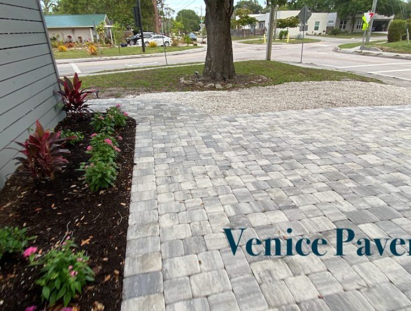 Paver Color Choices - White Charcoal Venice Pavers